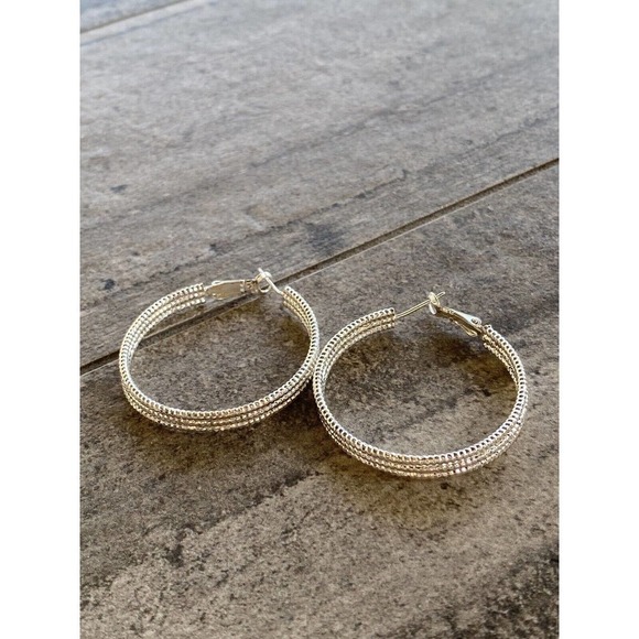 IBB Brilliance Earrings Hoops Fashion Shiny Silver Tone - Picture 3 of 10